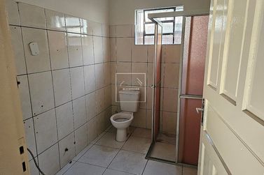 Casa &agrave; venda - 200m&sup2; - Centro