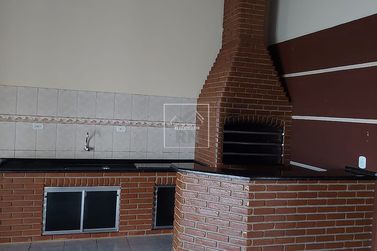 Casa &agrave; venda - 230m&sup2; - Centro