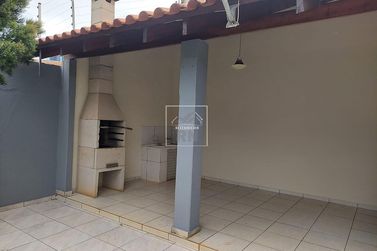 Casa &agrave; venda - centro