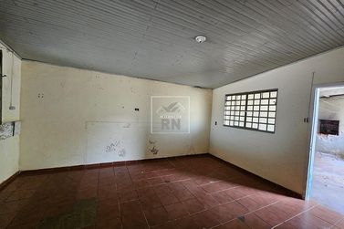 Casa &agrave; venda - Centro