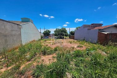 Terreno &agrave; venda - Jardim Floren&ccedil;a
