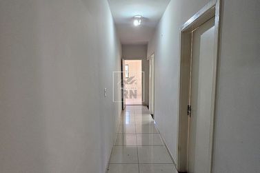 Casa &agrave; venda - 200m&sup2; - Centro