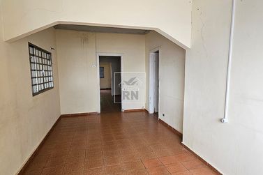 Casa &agrave; venda - Centro