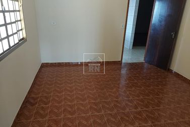 Casa &agrave; venda - 230m&sup2; - Centro