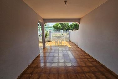 Casa &agrave; venda - 280m&sup2; - Centro
