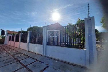 Casa &agrave; venda - 183m&sup2; - Jardim Panorama