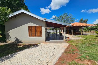 Ch&aacute;cara &agrave; venda - Vila Rural