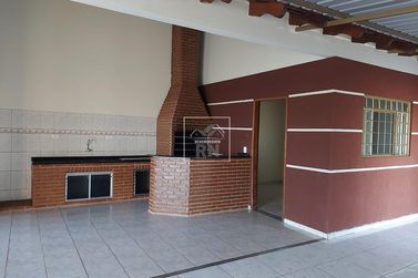 Casa &agrave; venda - 230m&sup2; - Centro