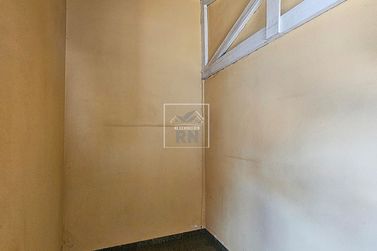 Casa &agrave; venda - 280m&sup2; - Centro