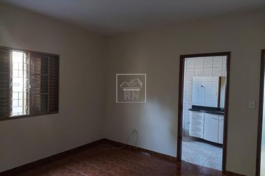 Casa &agrave; venda - 230m&sup2; - Centro