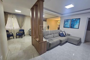 Casa &agrave; venda - 277m&sup2; - Centro