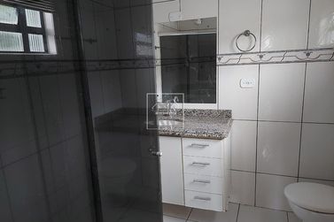 Casa &agrave; venda - centro
