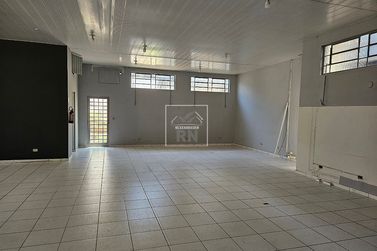 Sal&atilde;o Comercial para alugar - Centro