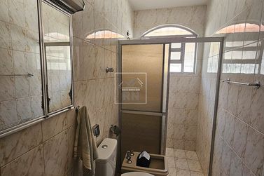 Casa &agrave; venda - 280m&sup2; - Centro
