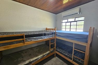 Ch&aacute;cara &agrave; venda - Vila Rural