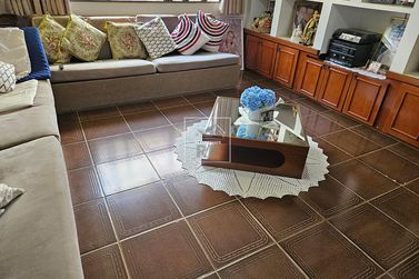 Casa &agrave; venda - 200m&sup2; - Centro