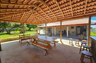 Ch&aacute;cara &agrave; venda - Vila Rural
