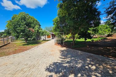 Ch&aacute;cara &agrave; venda - Vila Rural