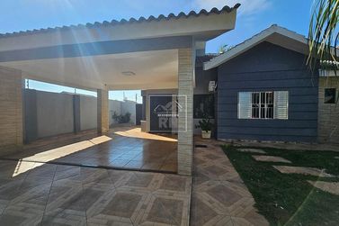 Casa &agrave; venda - 220m&sup2; - Vila Uni&atilde;o