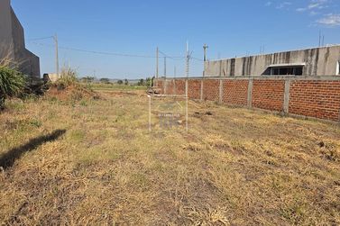 Terreno &agrave; venda - Centro