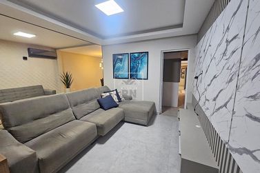 Casa &agrave; venda - 277m&sup2; - Centro