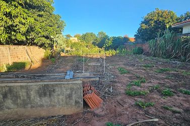 Terreno &agrave; venda - Centro
