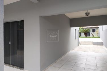 Casa &agrave; venda - centro