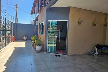 Casa &agrave; venda - 160m&sup2; - Jardim Veneza