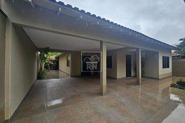 Casa &agrave; venda - 277m&sup2; - Centro