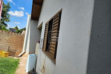 Casa &agrave; venda - 90m&sup2; - Centro