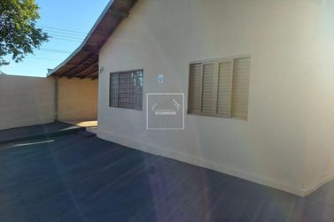 Casa &agrave; venda - 230m&sup2; - Centro