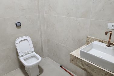 Sal&atilde;o Comercial para alugar - 126m&sup2; - CENTRO
