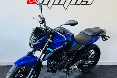 YAMAHA FZ25