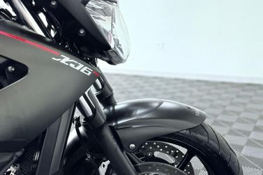 YAMAHA XJ6
