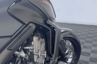 HONDA CB