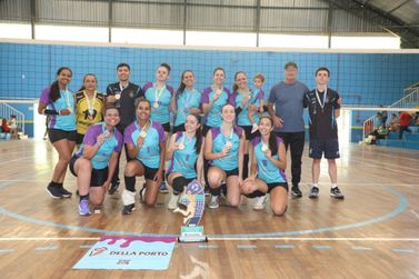 Louveira V&ocirc;lei conquista t&iacute;tulo do Campeonato Municipal de V&ocirc;lei Feminino 2025
