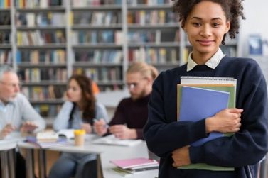 Louveira abre inscri&ccedil;&otilde;es para bolsas de estudo do PRES e PRET a partir de 4 de maio