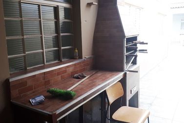 Casa &agrave; venda - 200m&sup2; - Cidade Santos Dumont