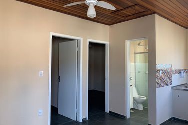 Casa para alugar - 50m&sup2; - Capivari
