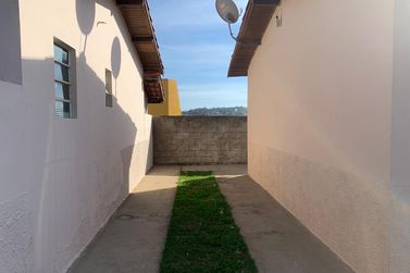 Casa para alugar - 50m&sup2; - Capivari