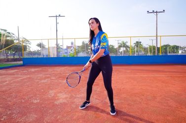 Esporte amplia atendimento na escolinha Viva Lucas de tênis