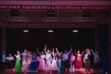 Espet&aacute;culo teatral gratuito acontece neste domingo (23), em Lucas do Rio Verde