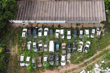 Leil&atilde;o da PJC de ve&iacute;culos e sucatas aproveit&aacute;veis come&ccedil;a nesta sexta-feira (27)