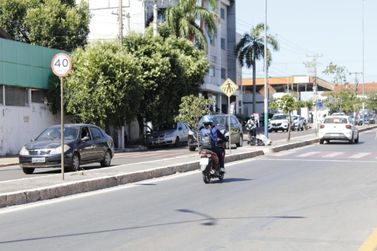 Aten&ccedil;&atilde;o condutor: Licenciamento de ve&iacute;culos com placa final 5 vence no dia 31 de maio