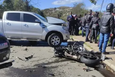 Morre motociclista que colidiu com caminhonete na BR-356