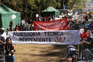 Moradores de Antônio Pereira realizam caminhada pela paz