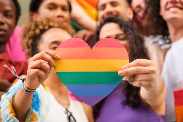 Mariana veta contrata&ccedil;&atilde;o de condenados por LGBTQIAPN+fobia