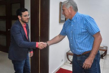 Presidente Miguel Diaz-Canel recebe vice-prefeito Diego Zeidan em Cuba