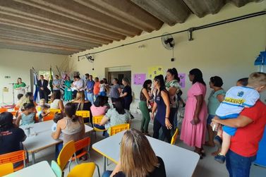 Prefeitura entrega revitalização da Escola de Educação Infantil Maria Bianchi