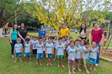 Piquenique re&uacute;ne 500 crian&ccedil;as da rede municipal e celebra a&ccedil;&otilde;es do 'Reviva &Oacute;leo'